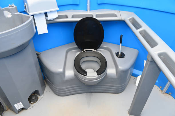 Portable Toilet Options We Offer in West Baraboo, WI
